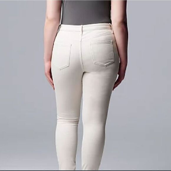 𝅺SIMPLY Vera Vera Wang denim,size 0 skinny mid rise - Picture 3 of 6